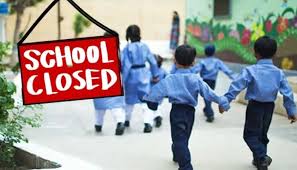 Sindh govt orders closure of Karachi schools, colleges today after heavy rain