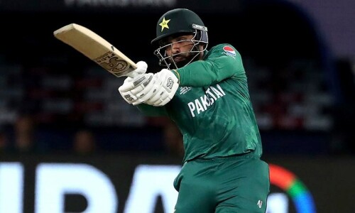 Asif Ali announces retirement from international cricket